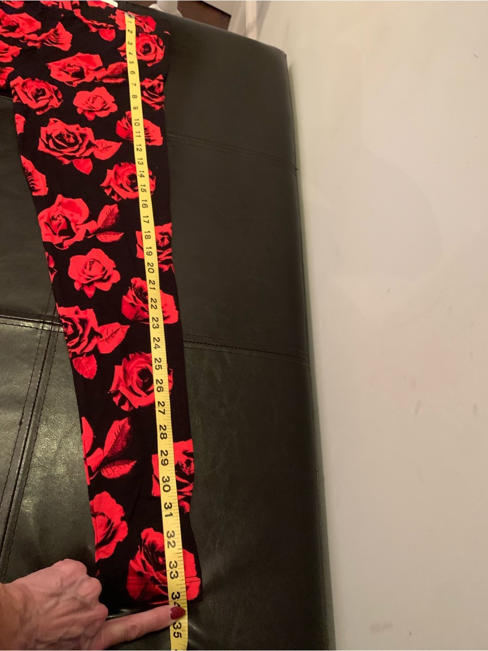 DESIGUAL NWT! ROSES STRETCHY ATHLETIC LEGGINGS! - Picture 7 of 7